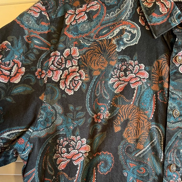 SOLD — Ted Baker London short sleeve shirt // size 5 - Picture 2 of 3